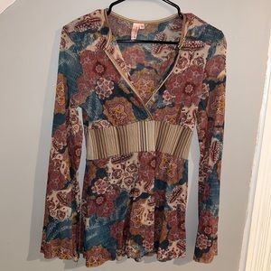 flowy floral hippie top